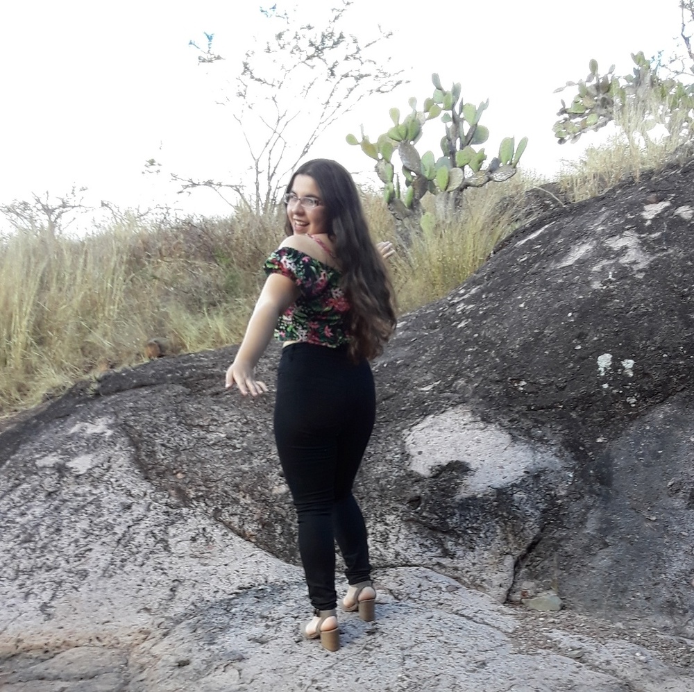 Meet your Posher, Marisol